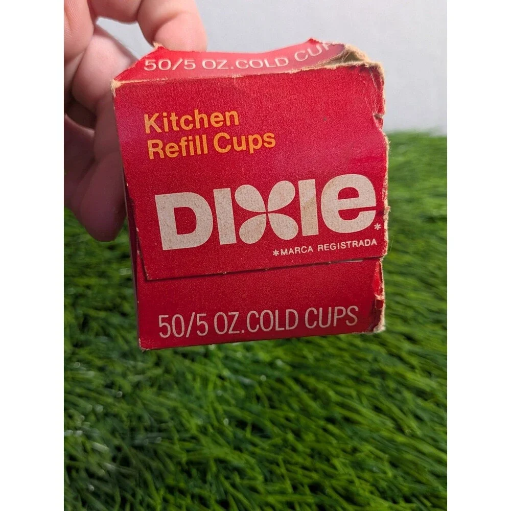 Vintage DIXIE Wax Cups 50 Kitchen 5oz Refills Psychedelic Swirl Design 1970 NOS